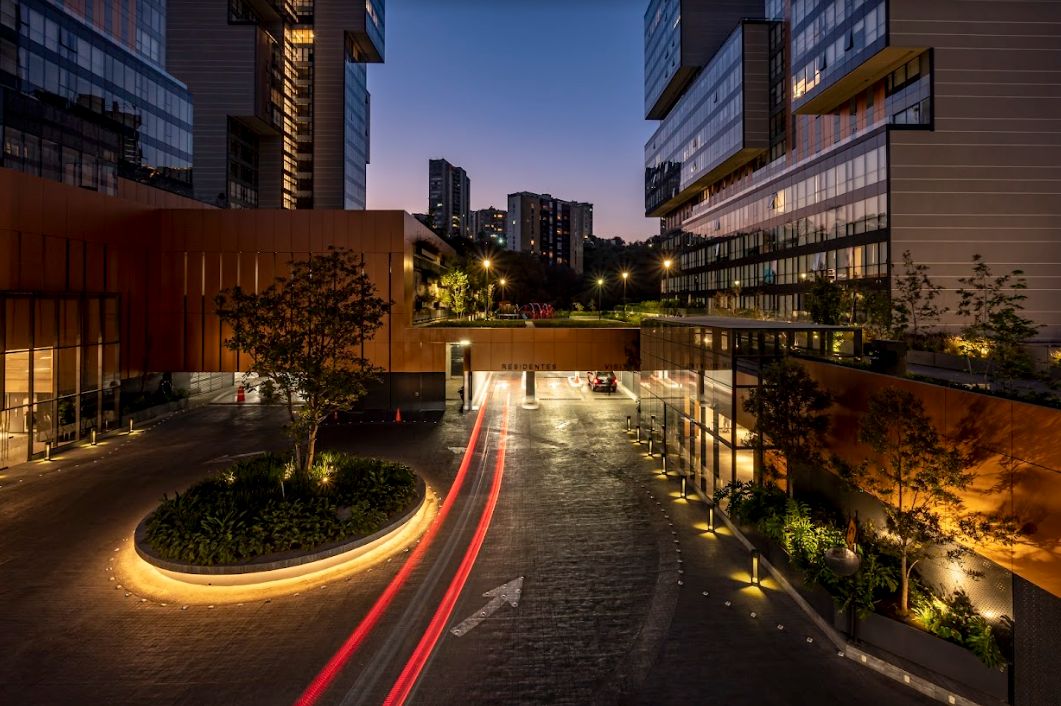 EXTERIOR_Central_park_